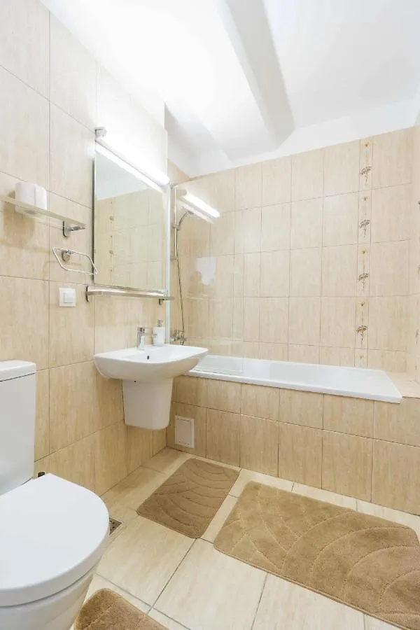 Purple Luxury Aviatiei Apartment Bucharest